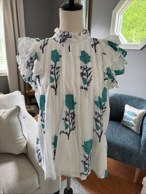 Victoria Dunn White Ruffle Sleeve Top with Teal & Navy Botanical Print